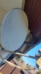 Sat antena premer 90cm in 2xLNB glavi za (quad) za 4 sprejemnike