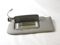 ZAKLEP POKROVA MOTORJA OEM N. 30715631 ORIGINAL REZERVNI DEL VOLVO C30