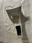 7118034 SREDINSKA KONZOLA BMW 3 E90 E91 E92 letvica blenda