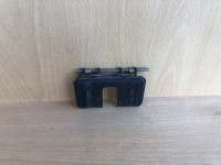A3 8P zatič pokrov prtljage AUDI obloga + fedra 8P0864331