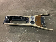 e65 e66 serija7 sredniska konzola. pepelnik bmw