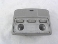 NOTRANJA SVETILA OEM N. 8126052120B0 ORIGINAL REZERVNI DEL TOYOTA RAV