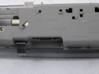NOTRANJA SVETILA OEM N. 8P0947111A ORIGINAL REZERVNI DEL AUDI A4 B7 8E