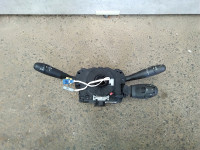 Peugeot 308 2007-2013 obvolanska stikala ročke 96643945XT