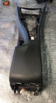 serija 3 e90 e91 naslon za roko BMW sredinska konzola 7075357