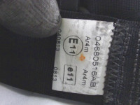 VARNOSTNI PAS OEM N. 04680516AB ORIGINAL REZERVNI DEL CHRYSLER VOYAGER