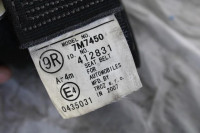 VARNOSTNI PAS OEM N. 733700D090C0 ORIGINAL REZERVNI DEL TOYOTA YARIS P