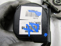 VARNOSTNI PAS OEM N. 898204D000 ORIGINAL REZERVNI DEL KIA CARNIVAL VQ