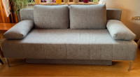 Sedežna garnitura / raztegljiv kavč