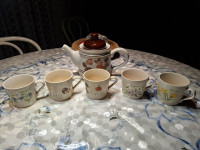 Prodam čajni komplet