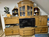 Prodam regal za dnevno sobo