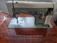 Šivalni stroj bagat 555 (super slavica)