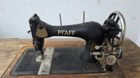 Starinski šivalni stroj Pfaff