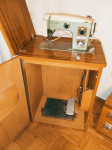 Starinski šivalni stroj Veritas
