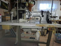 Industrjski šivalni strojDURKOPP DVOIGLOVKA