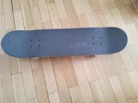 Prodam "Tricks" 5x uporabljan skatebord