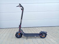 NOV- NIČ VOZEN  ELEKTRIČNI ZLOŽLJIV SKIRO, VRHUNSKI, ODLIČEN SKIRO