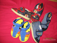 Obutev za najmlajše, št. 21-22 ( s poštnino)