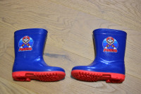 Otroški dežni škornji Mario bros, št. 25