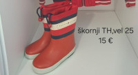 Tommy Hilfiger škornji vel.25