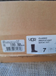 Original UGG škornji