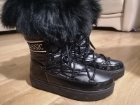 Ženski škornji NOVI, BOOTS, st. 40