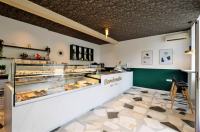 Hladilne slaščičarske vitrine