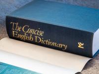 THE CONCISE ENGLISH DICTIONARY