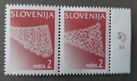 Slovenija 2001 ČIPKE 2 SIT z robno številko 44 nežigosani znamki