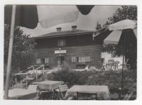 GOLO BRDO pri MEDVODAH 1961 - Slavkov dom