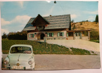JEZERSKO - Fičko pred gostiščem