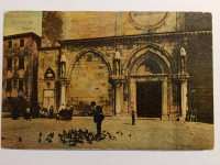KOPER - Golobi na trgu