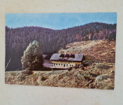 Razglednica Partizanski dom na Vodišek planini