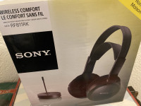 Sony brezžične slušalke MDRRF811RK
