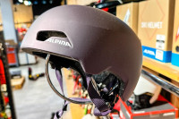 Čelada Alpina Hackney