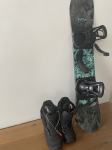 Snowboard z vezmi in čevlji št. 41