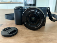 Brezzrcalni fotoaparat Sony ZV-E10 z dodatki