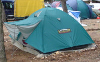 Prodam zelo dobro ohranjen IGLU  šotor proizvajalca KILIMANJAR 04