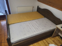 Zakonska postelja masivna ALPLES - 190 cm  x 180 cm