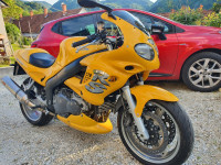 Triumph 955 I RS 955 cm3