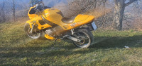Triumph 995i RS 995 cm3