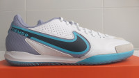 NOVI Nike Tiempo Legend 9 Academy IC nogometni copati (št. 43)