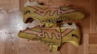 PODARIM - Športni čevlji NIke - kopačke, velikost 40,5