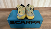 Otroški plezalni čevlji Scarpa 31-32