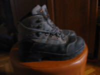 planinski čevlji Alpina št.38