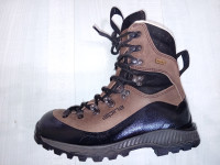Planinski treking čevlji Alpina NUPTSE 623N5 št. 37