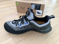 PRODAM: Pohodni čevlji SALEWA WILDFIRE NXT GTX