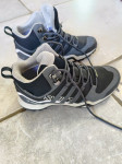 Prodam ženske pohodniške čevlje Adidas Gore-Tex