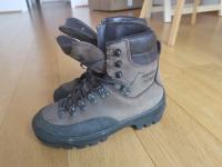 Usnjeni planinski čevlji Alpina - ženski št. 37