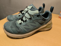 Ženski pohodni čevlji Salomon X-ADVENTURE GTX W